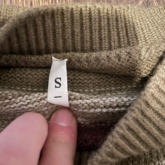 Emmiol sweater - Picture 2 of 3